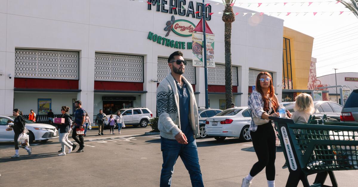 A game-changing mercado sparks a question: ‘Why Costa Mesa? Why not Santa Ana?’ A game-changing mercado sparks a question: ‘Why Costa Mesa? Why not Santa Ana?’
