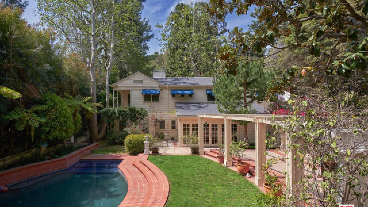 Onetime home of Donna Reed | Hot Property