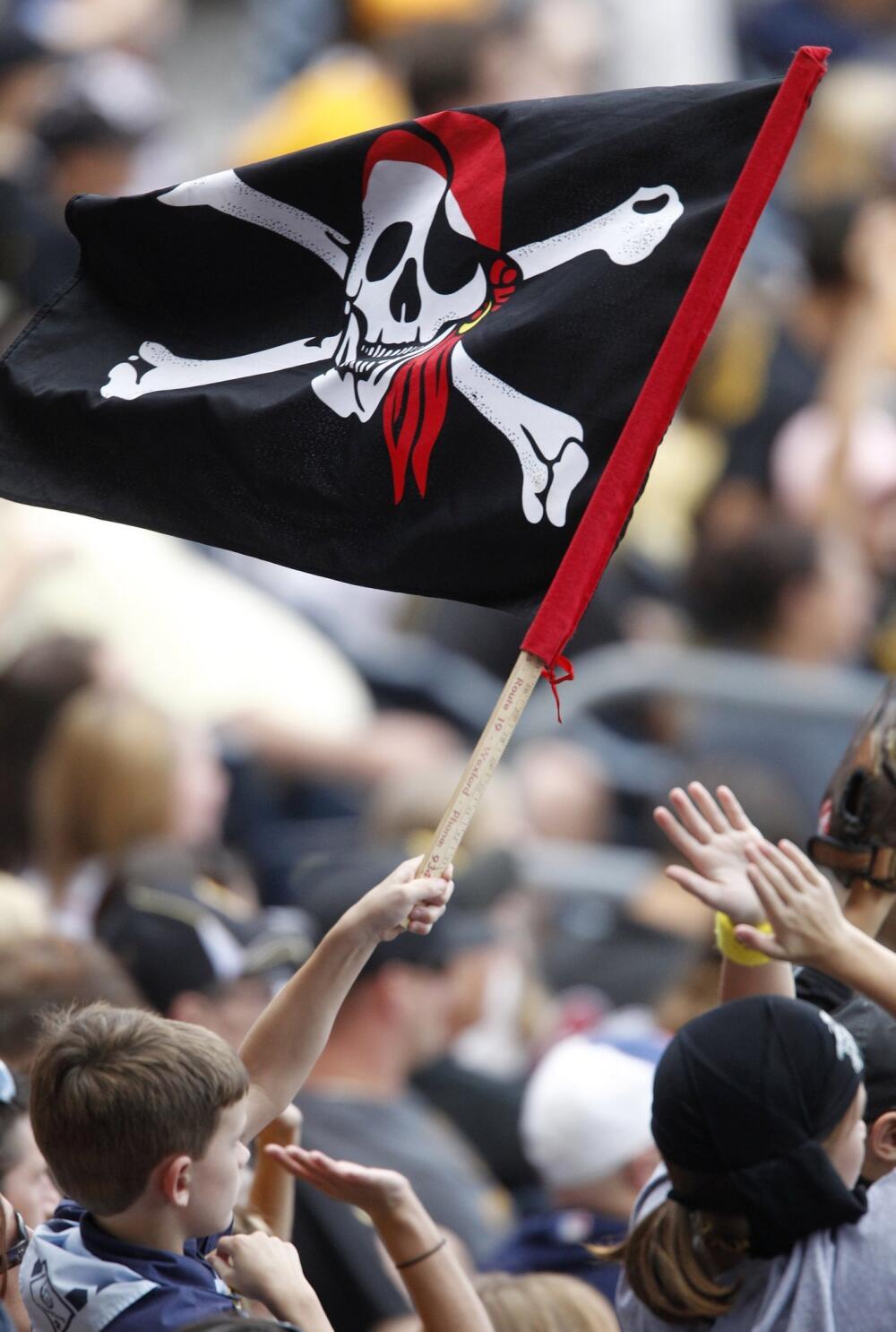 Pirates adopt gold 'P' as primary logo, replacing Jolly Roger