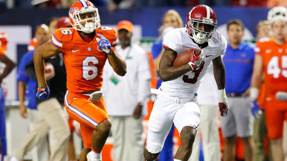 Alabama receiver Calvin Ridley beats Florida defensive back Quincy Wilson for a reception in the second quarter Saturday.