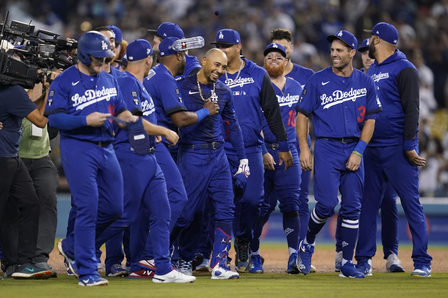 LOS ANGELES DODGERS GANAN 4 POR 0 A LAS SERPIENTES DE ARIZONA