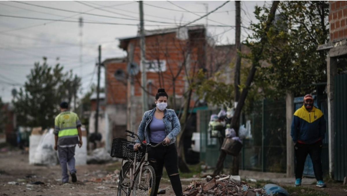 El barrio donde permanece la primera casa de Maradona. Villa Fiorito.