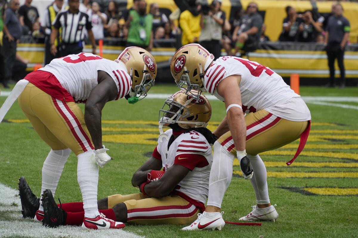 Purdy throws 2 TDs in return from elbow surgery; 49ers drill