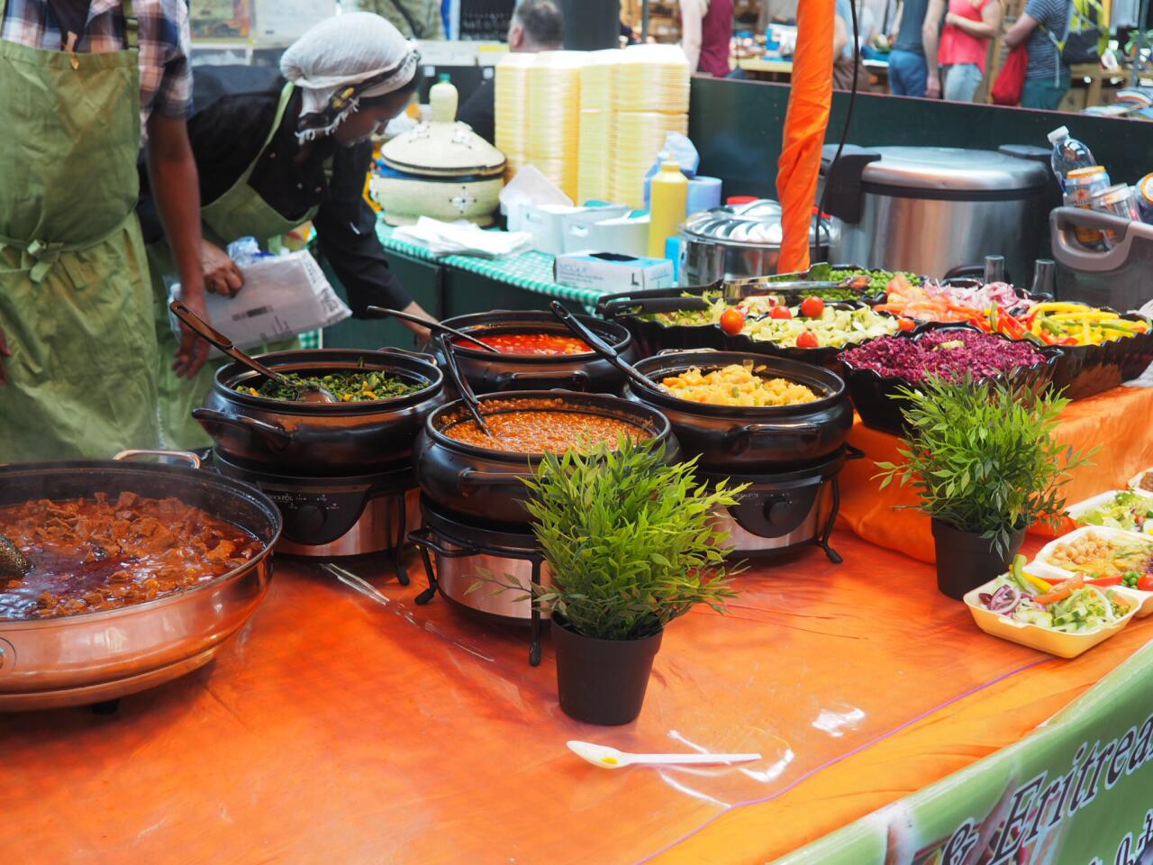 Outdoor dining in London