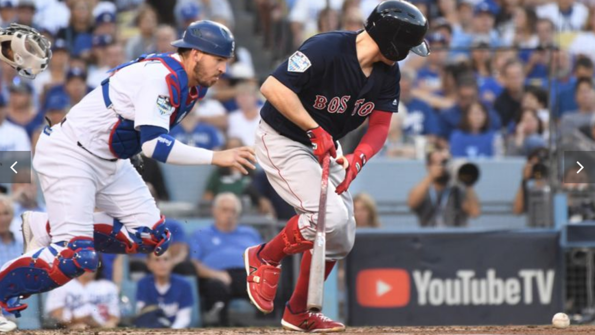 BOS@SEA: Hanley admires Devers' muscles and hair 