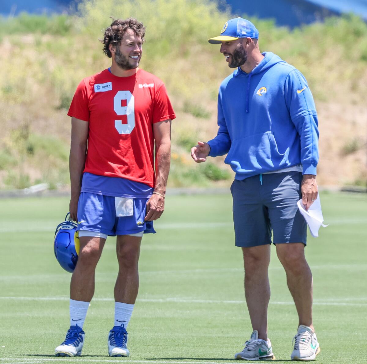 Rams adjust contract of quarterback Matthew Stafford at camp - Los ...