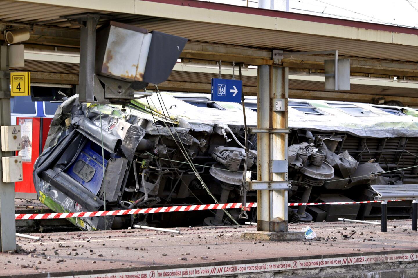 Train derails in France