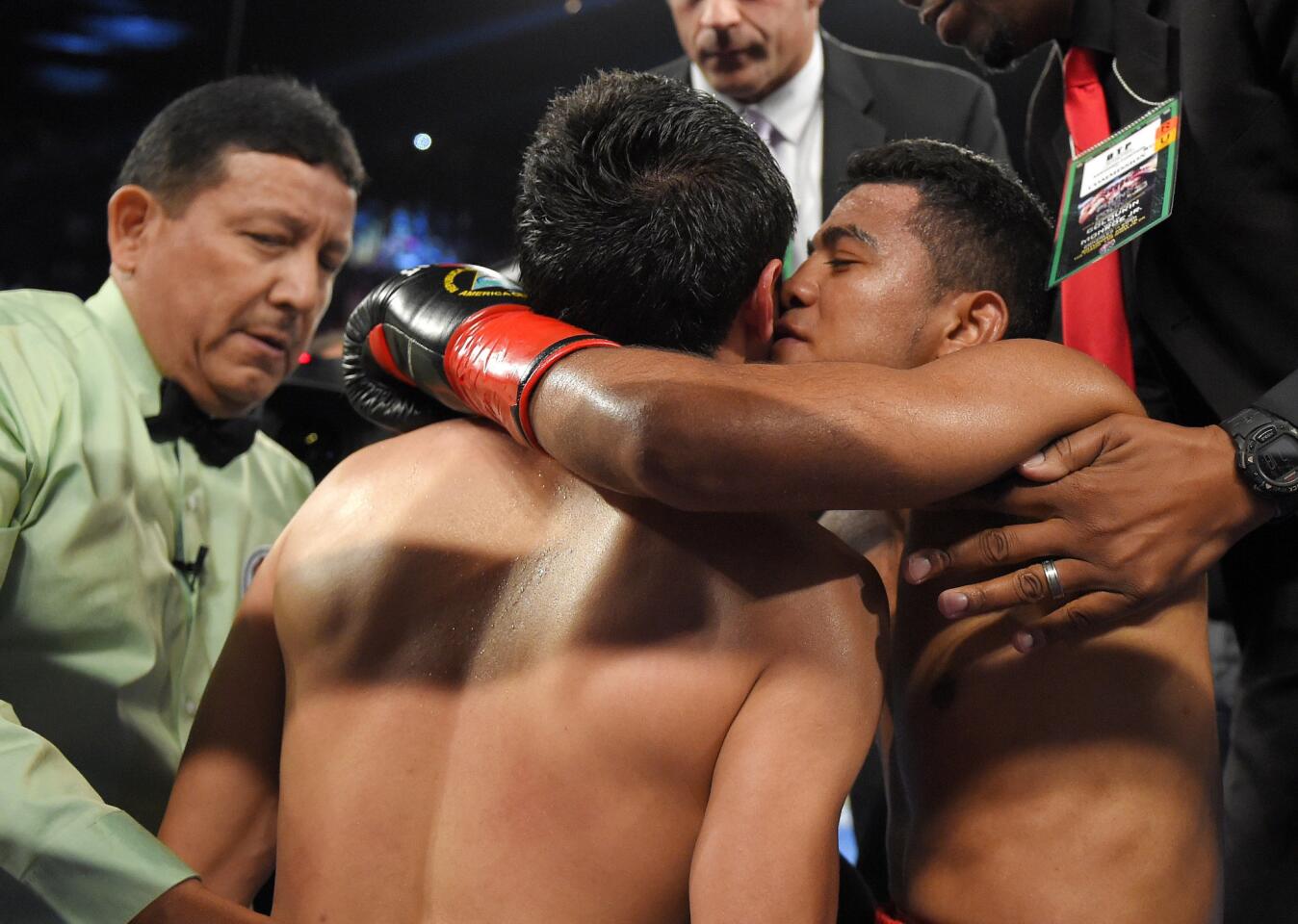 Roman Gonzalez, Edgar Sosa