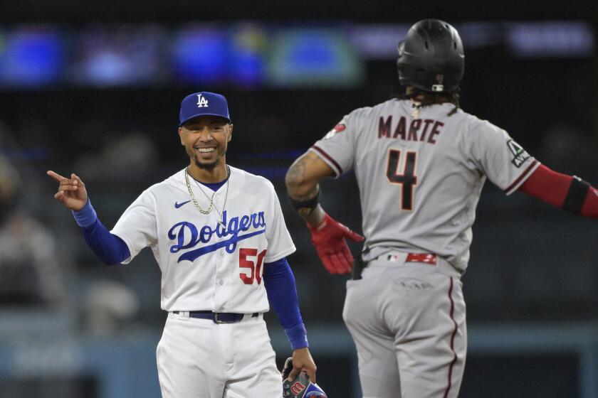 Dodgers to face Diamondbacks in NLDS, hoping to continue one-sided division  rivalry