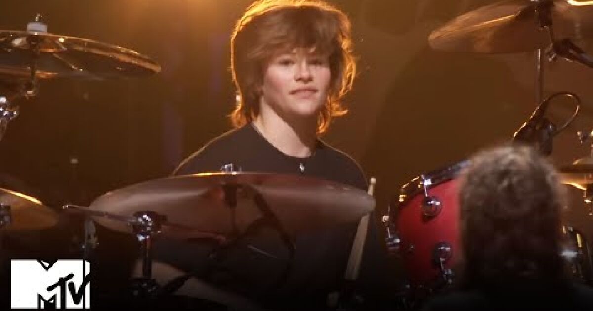 Watch Taylor Hawkins' son, 16, drum for 'My Hero' tribute - Los Angeles Times