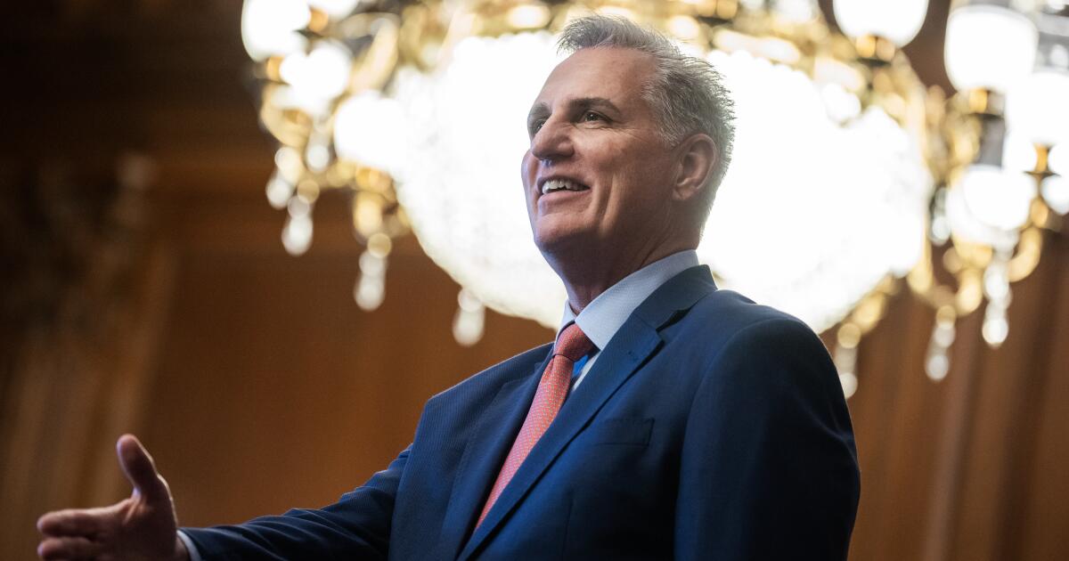 Column: Kevin McCarthy wants vengeance. Now he's free to pursue it
