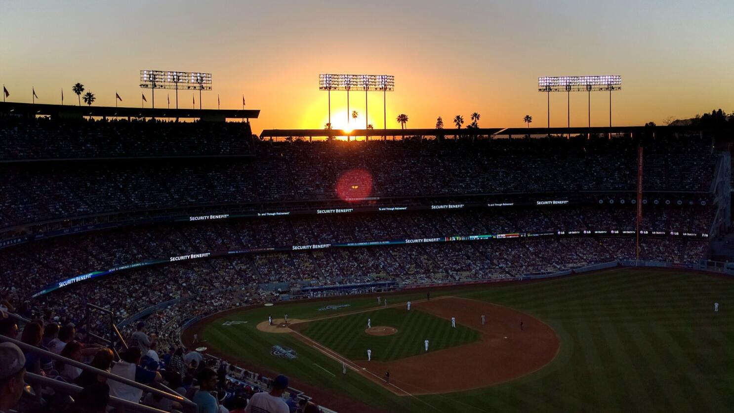 Dodger Stadium - Better see it with your own eyes! Map from Left