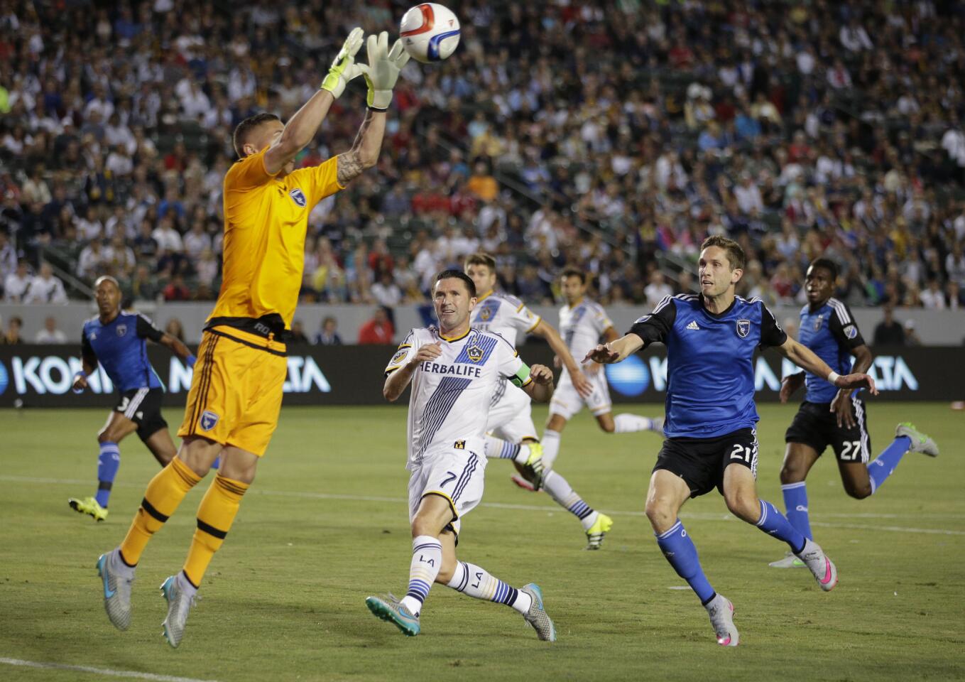 David Bingham, Clarence Goodson, Robbie Keane