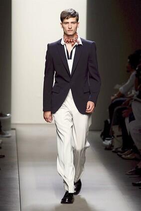 Bottega Spring/Summer '09 Photos: Men's Fashion Spring/Summer 2009 • Fendi • Prada • Armani • D&G • Back to Image