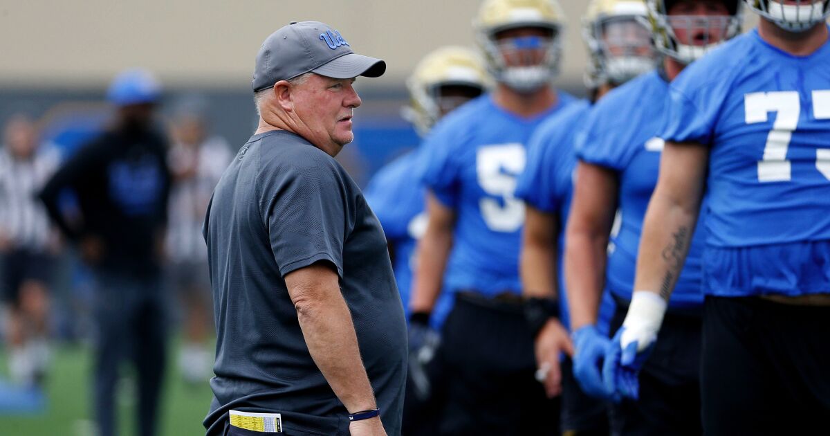 Chip Kelly says he won’t be blinded by stars in picking UCLA’s next quarterback