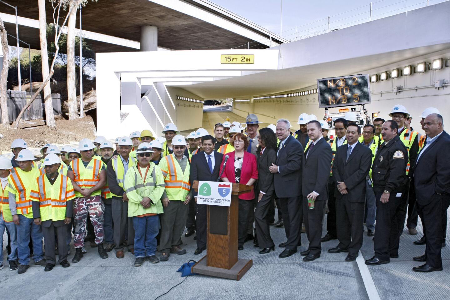 Photo Gallery: Northbound Glendale Fwy (2)/Golden State Fwy (5) connector opens