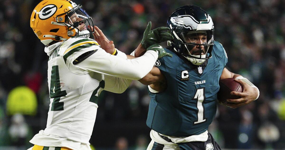 ترامب يقول ديزني تسوي نزاعها مع YouTube TV، مما يسمح لـ ABC وESPN بالعودة إلى تشكيلة القنوات