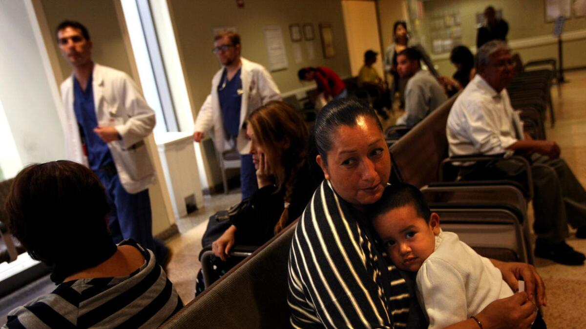 Muchos proveedores de servicios médicos y defensores de los pacientes se están preguntando si el programa de seguro de salud de California para los residentes de bajos ingresos tiene suficientes médicos para satisfacer las demandas de los 12.2 millones de beneficiarios.
