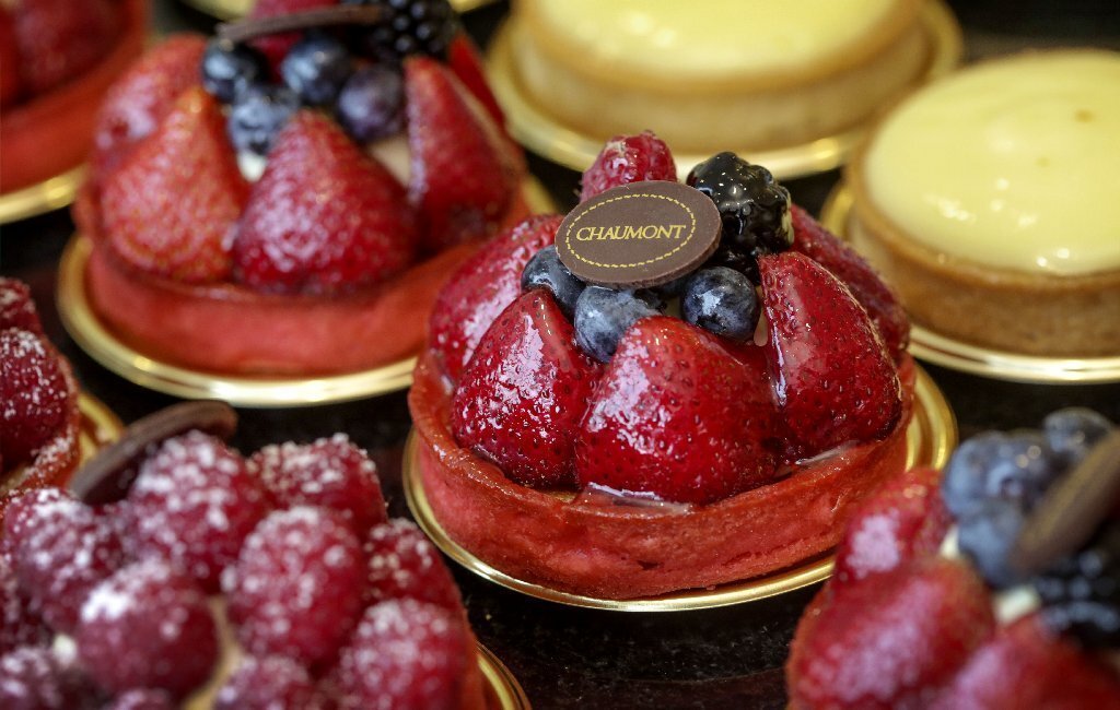 Chaumont Bakery in Beverly Hills has a selection of pristine individual cakes and tarts for Valentine's Day.