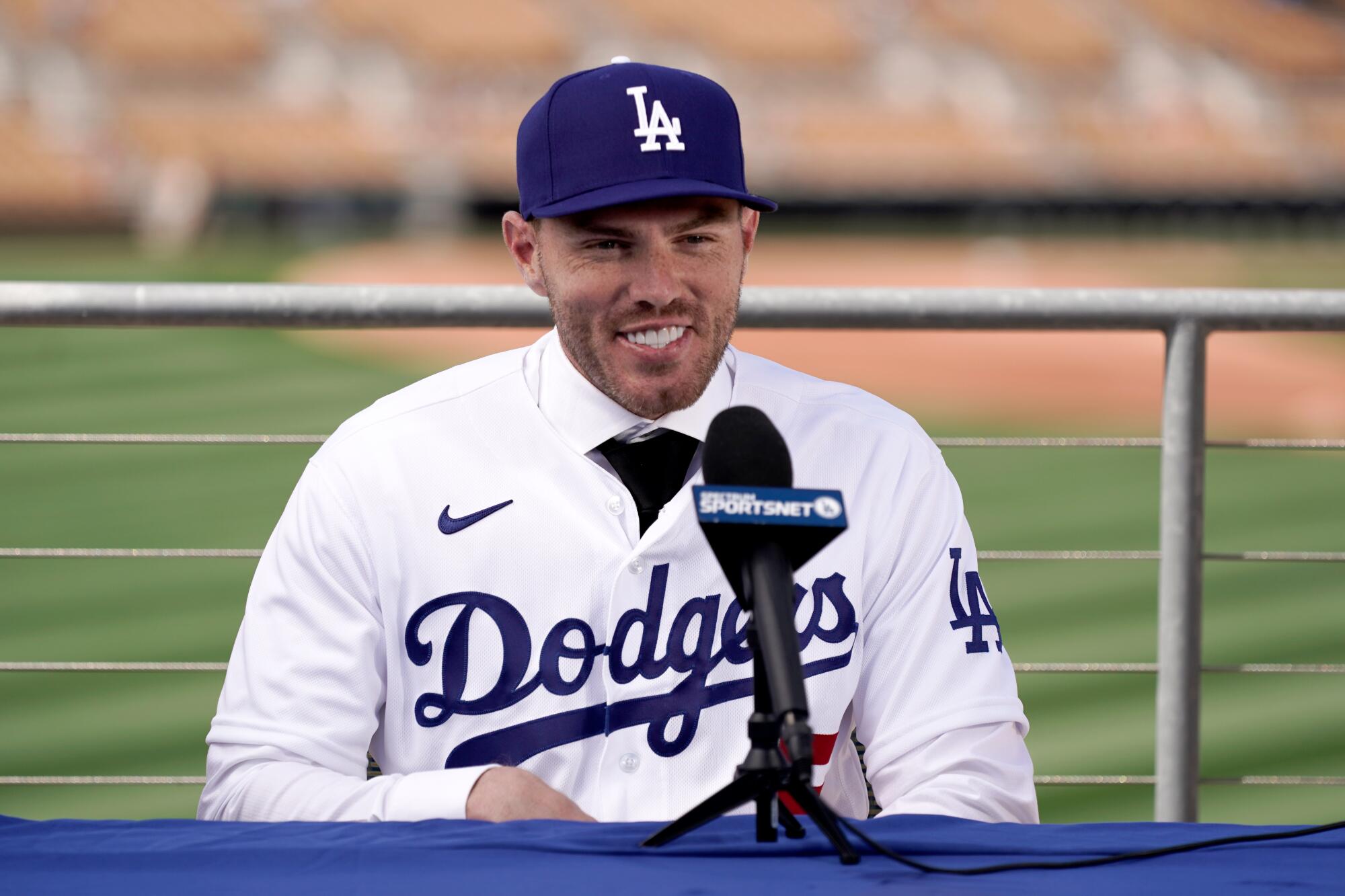 Freddie Freeman Dodgers Introductory Press Conference 