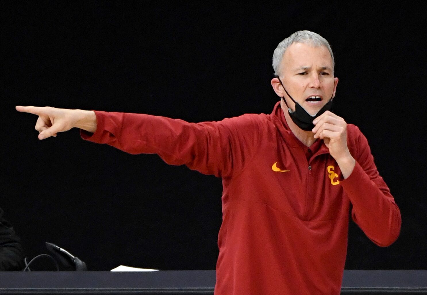 USC gives coach Andy Enfield three-year contract extension - Los Angeles  Times