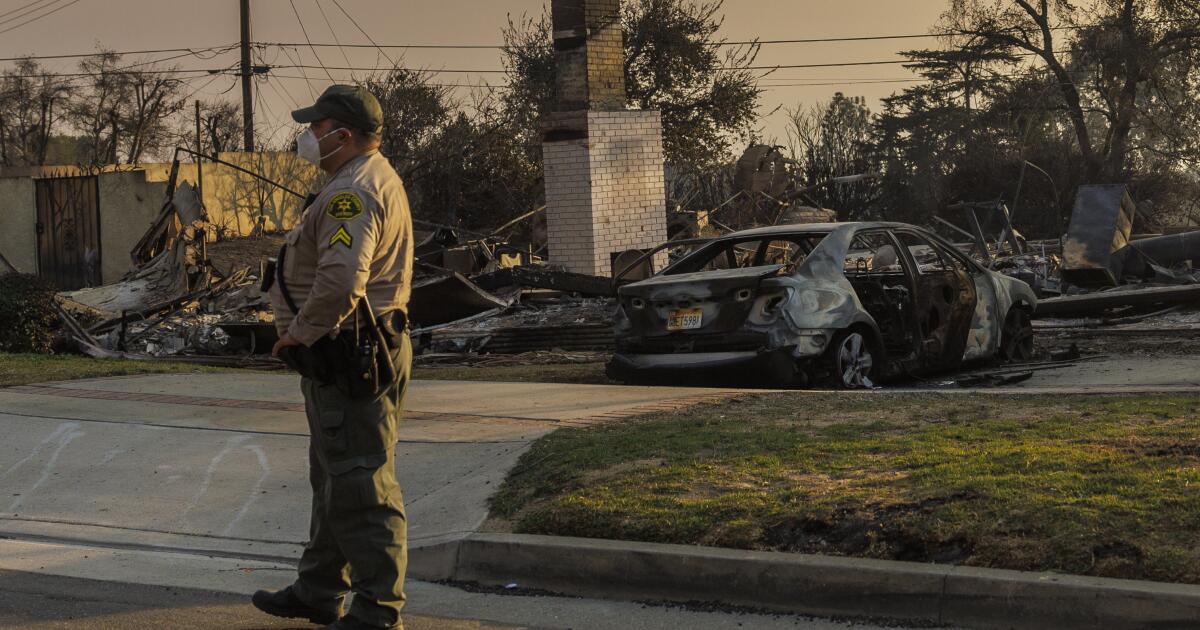L.A. plans curfew in crackdown on looting in fire-ravaged areas L.A. plans curfew in crackdown on looting in fire-ravaged areas