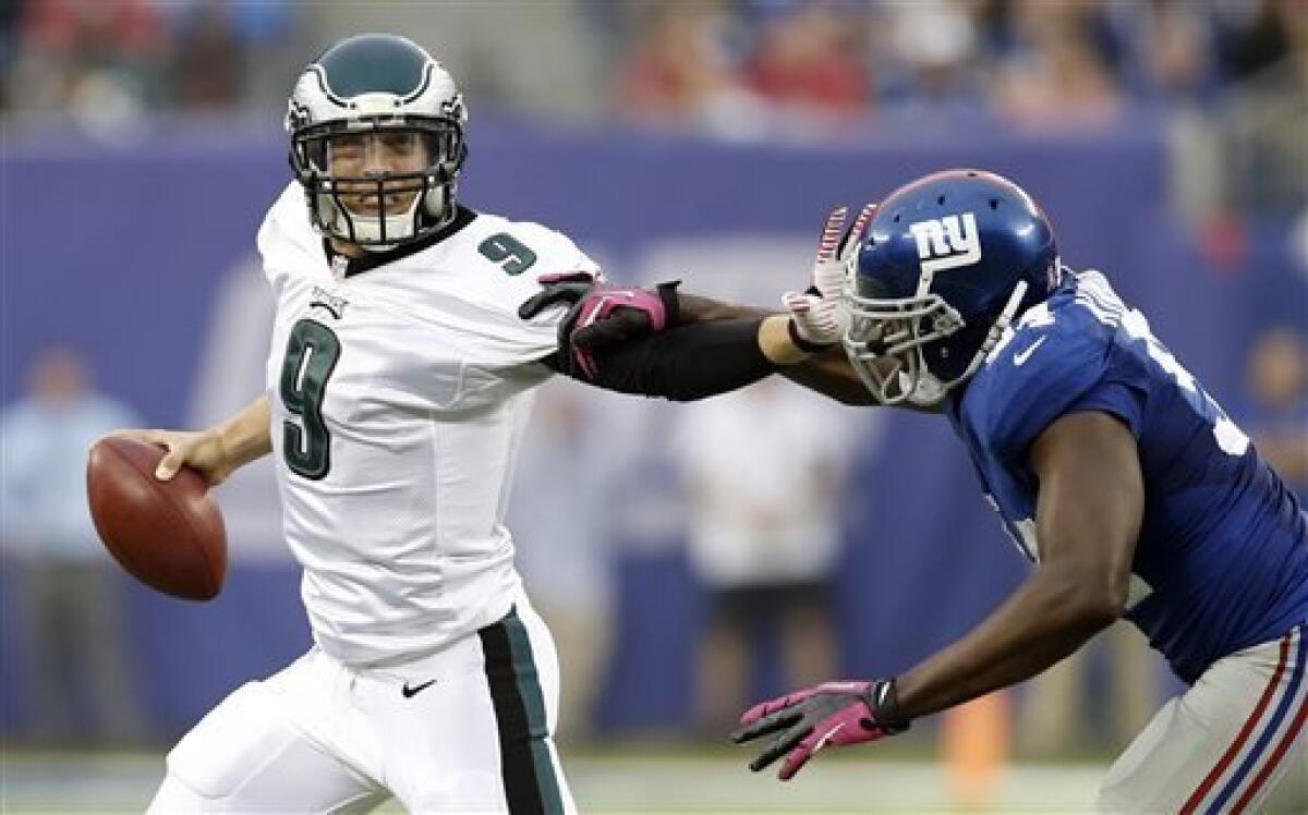 Eagles Beat Giants With Nick Foles at Quarterback - The New York Times