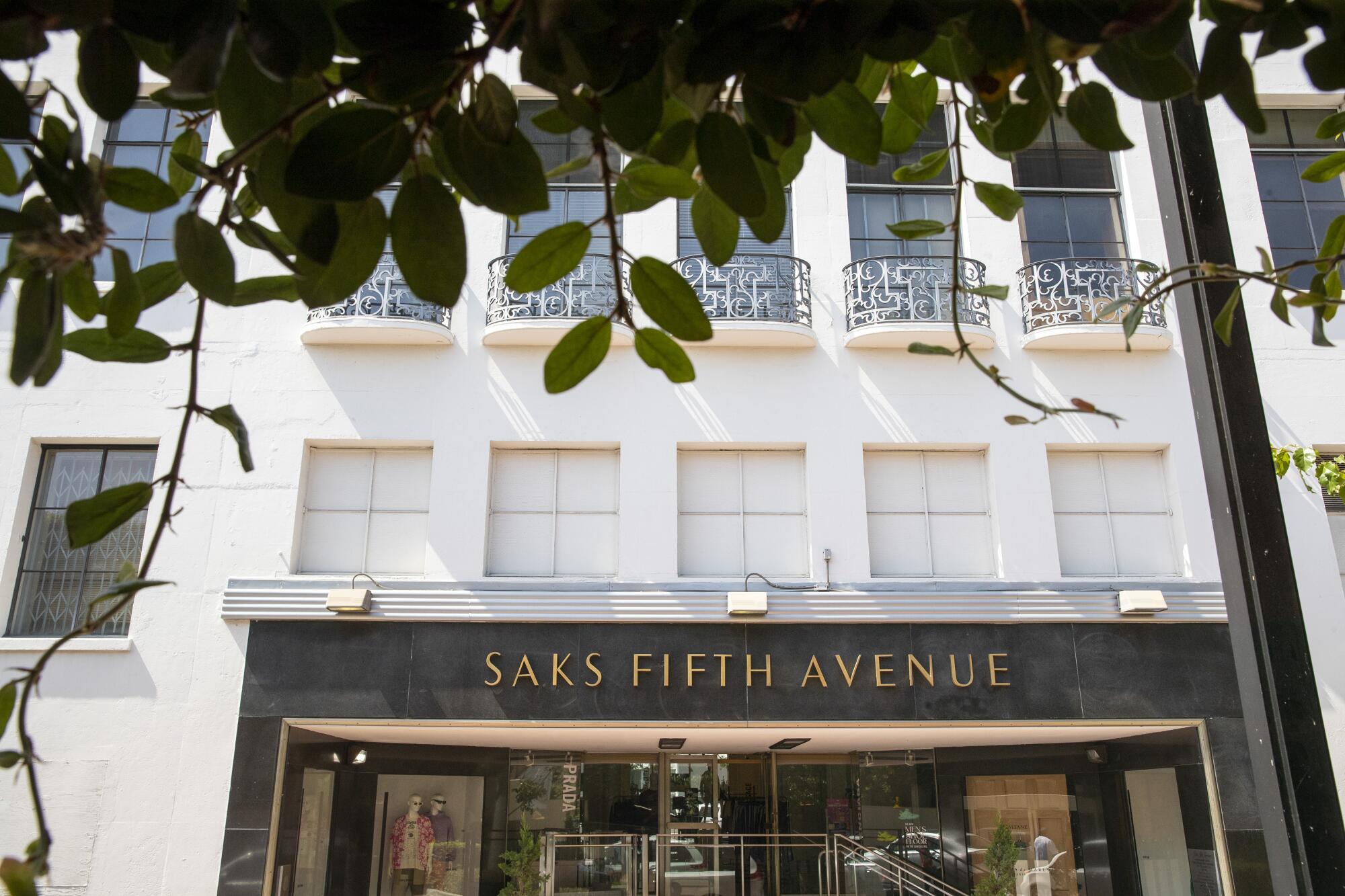 Beverly Hills' historic Saks complex to get offices, apartments