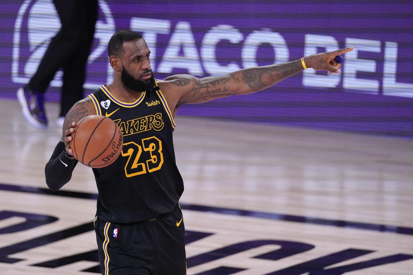 Lakers get demolished in game 2 as Dlo finished with 10pts, 8ast