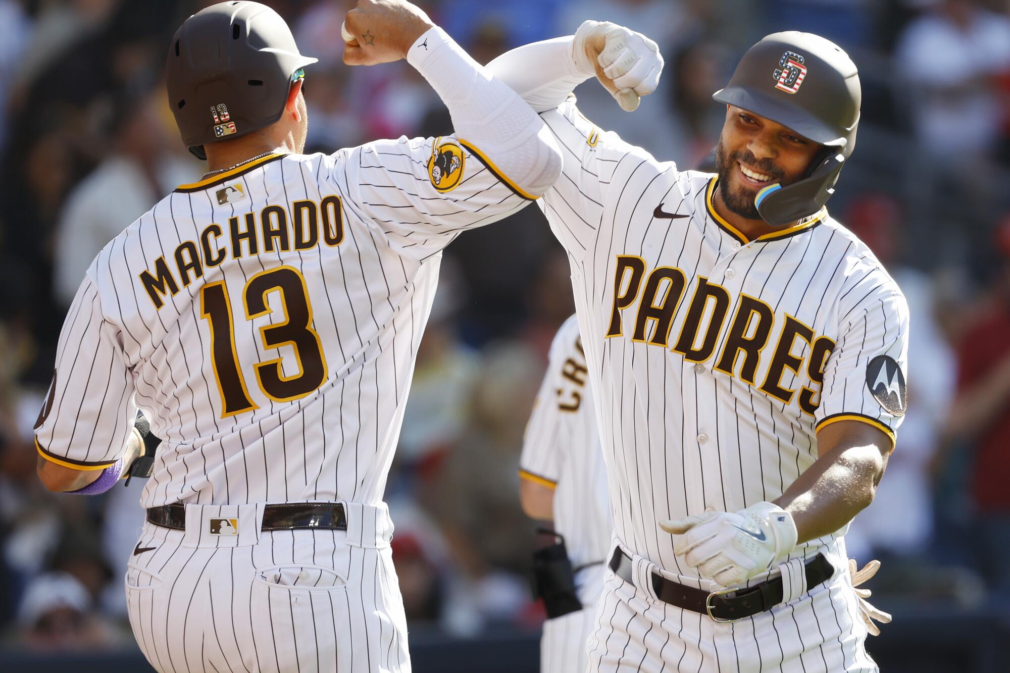 We need to talk about these new San Diego Padres uniforms