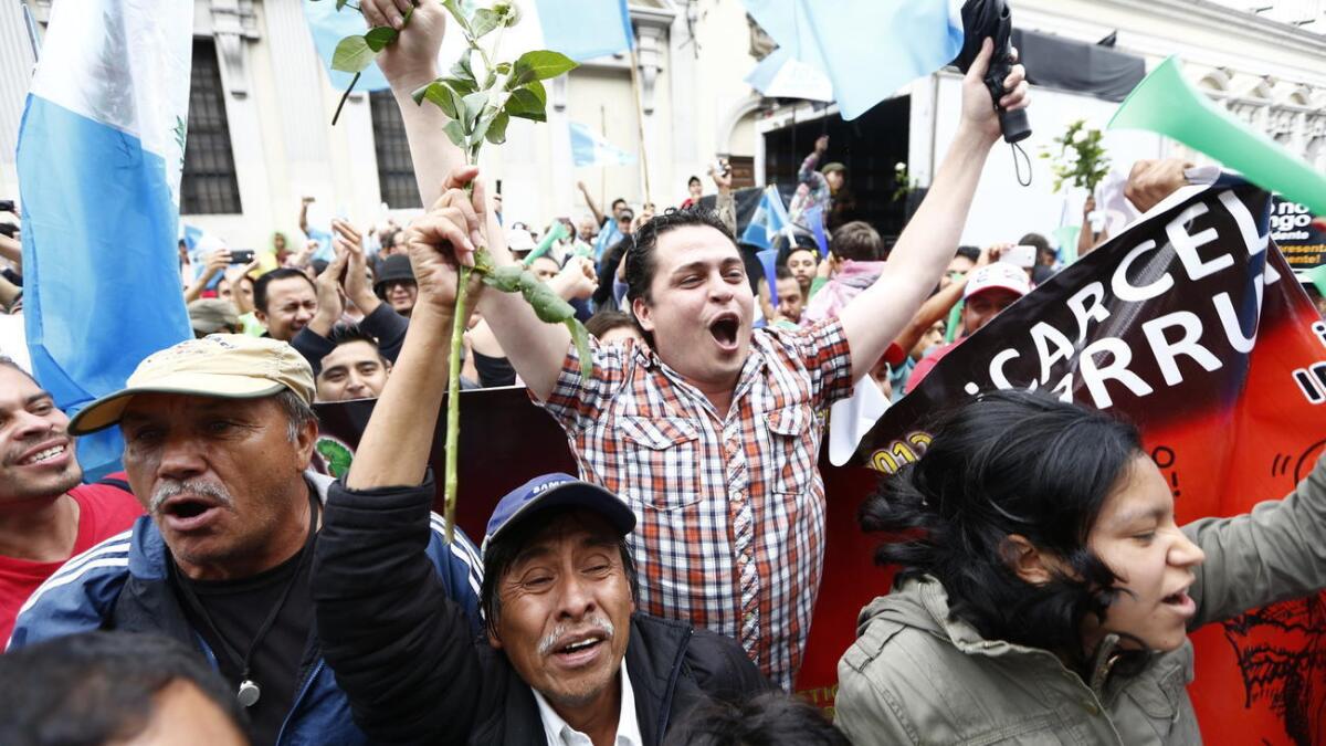 El país centroamericano vivió en abril una ola de protestas de miles de ciudadanos que salían a las calles en demanda del fin de la impunidad y un alto a la corrupción que culminaron con la renuncia del expresidente Otto Pérez Molina.