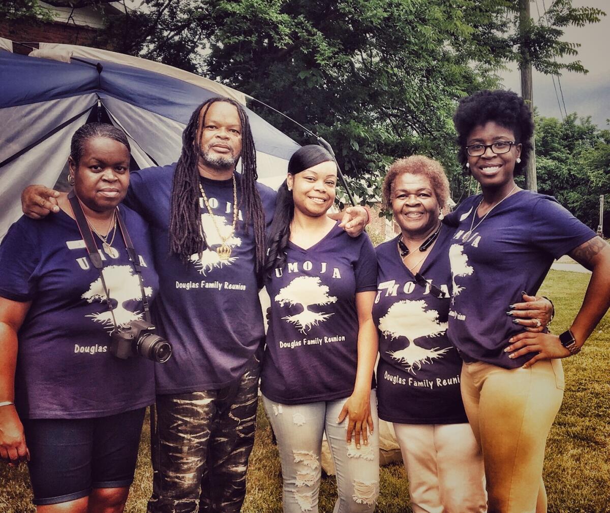 D'Neika Lopez, right, at a family reunion in Tennessee in 2018.