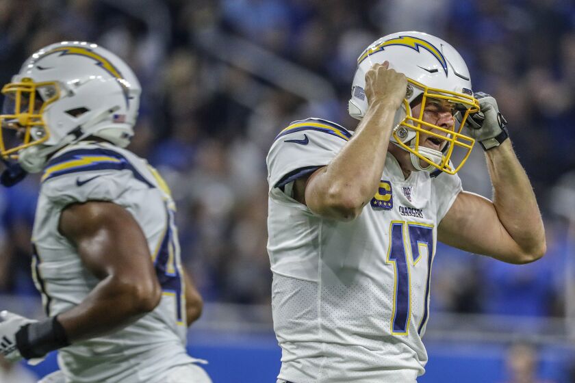 DETROIT, MICHIGAN, SUNDAY, SEPTEMBER 15, 2019 - Chargers quarterback yells at one of his receivers after an apparent miscommunication led to a broken play against the Lions at Ford Field. (Robert Gauthier/Los Angeles Times)