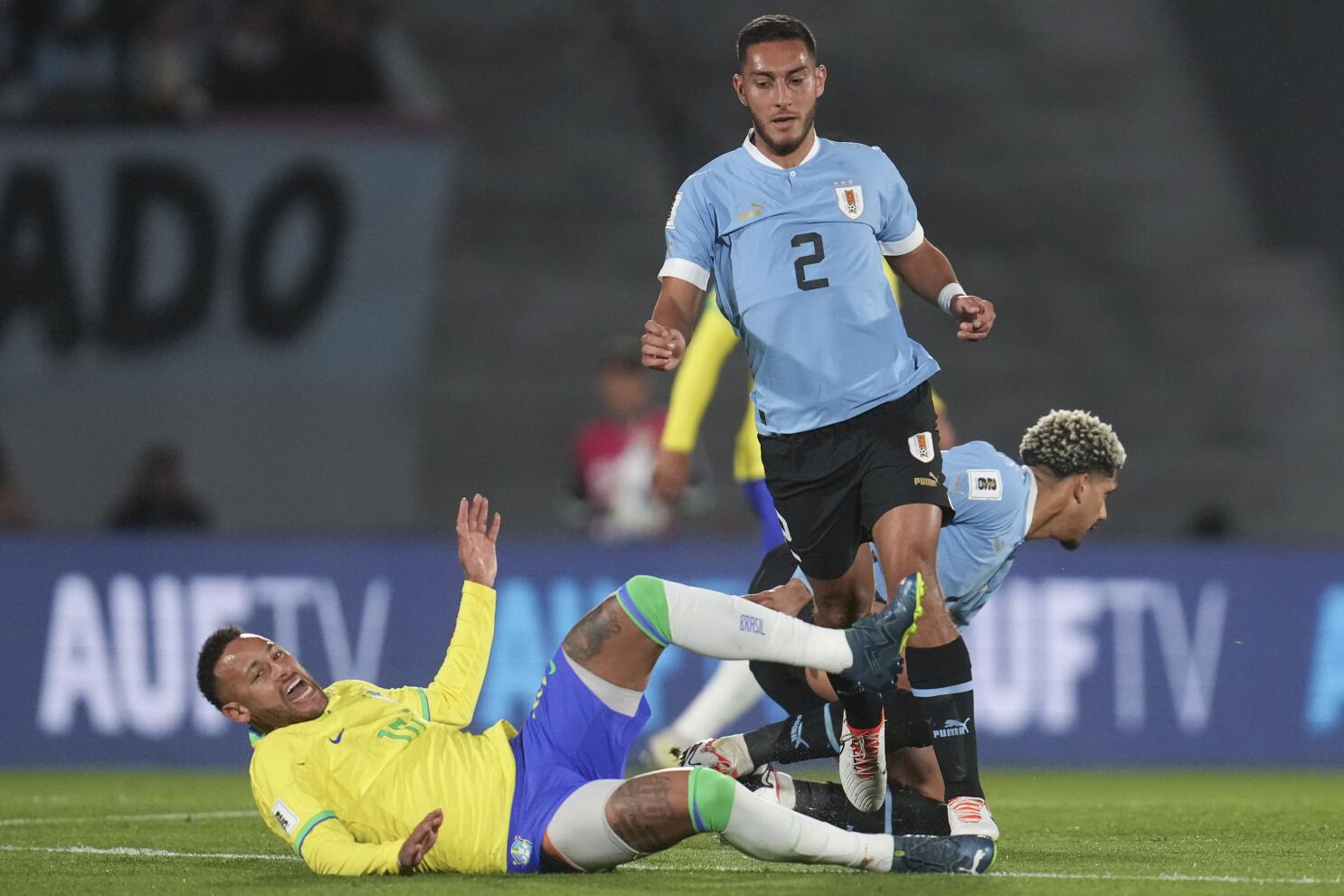 Neymar scores 78th, 79th goals to surpass Pelé and break Brazil's