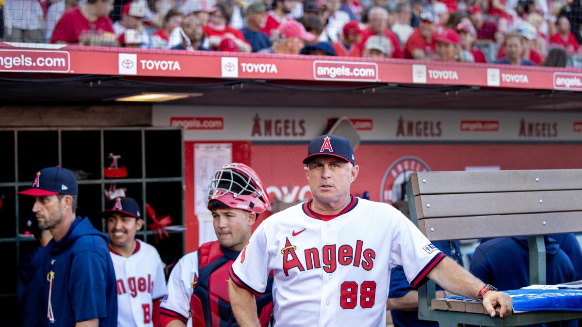 How manager Phil Nevin helped Angels create 'defining moment' - Los Angeles  Times