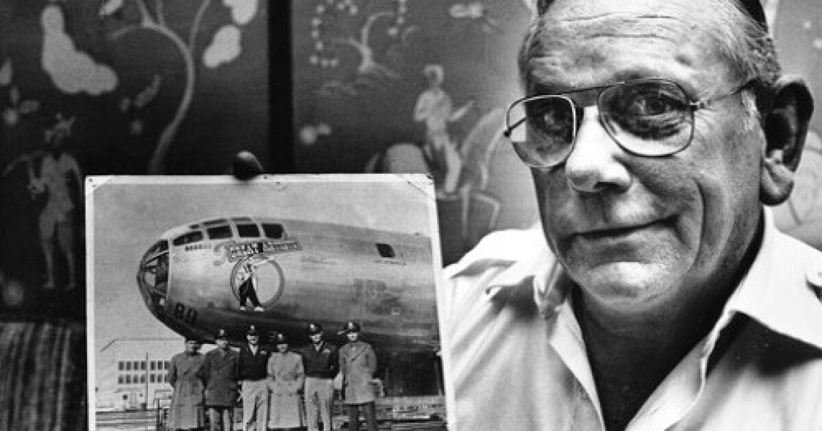 Charles Donald Albury Dies At Copilot On The Nagasaki Bomb Plane Los Angeles Times