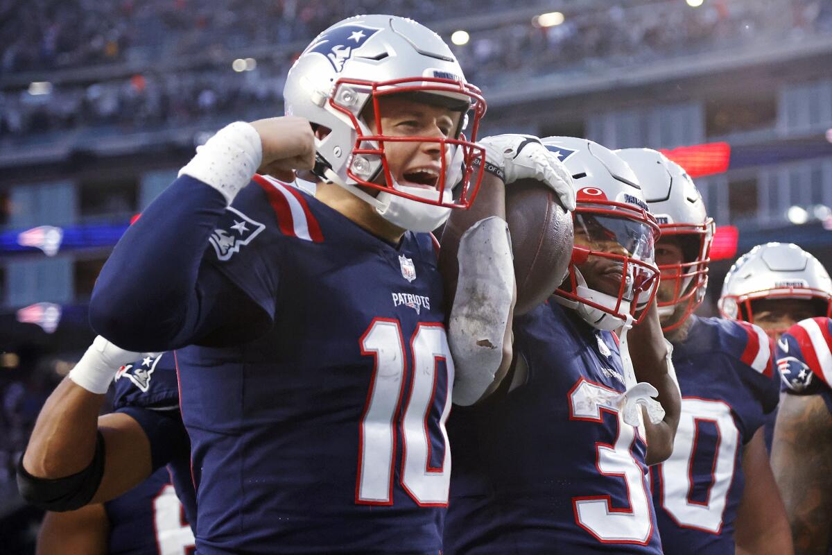 Patriots' Mac Jones on What Tom Brady Told Him After Game