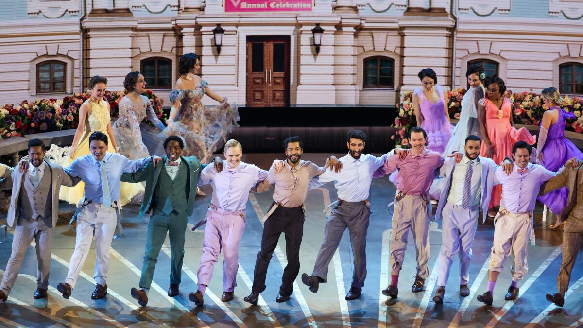 Oscars dance of 'RRR's' 'Naatu Naatu' let down South Asians - Los