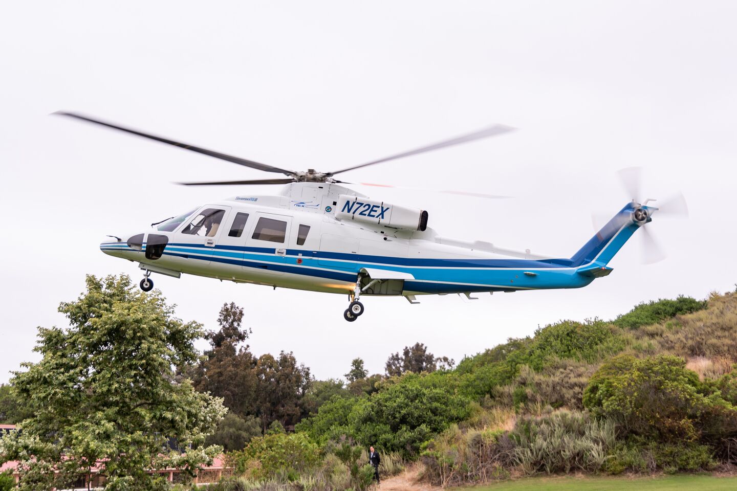 The Sikorsky S-76B helicopter (N72EX) that crashed in Calabasas.