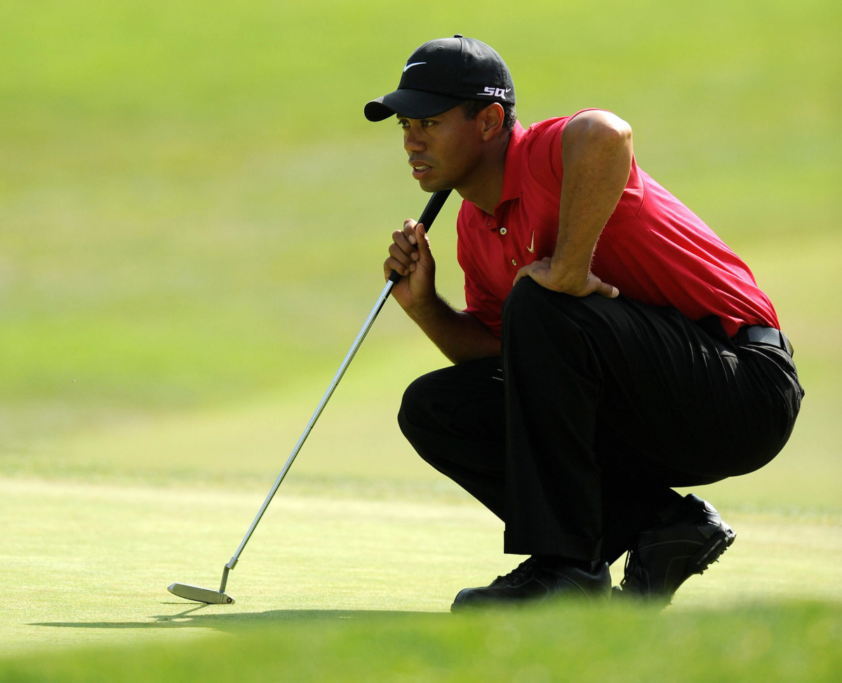 Tiger Woods lines up a putt during his victory over Rocco Mediate at the U.S. Open in 2008.