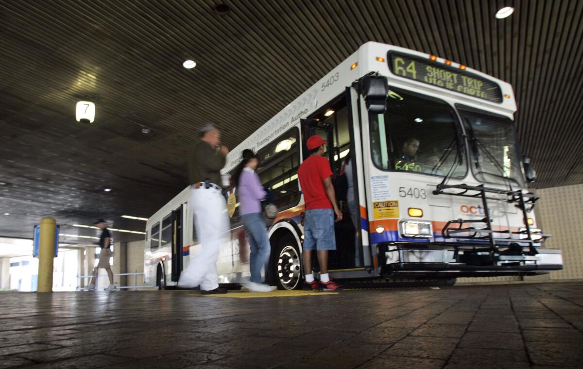 Los cambios en transporte en el Condado de Orange se aplicarán a partir del 9 de octubre, incluye la reducción de 5 a 4 dólares en el pase diario.