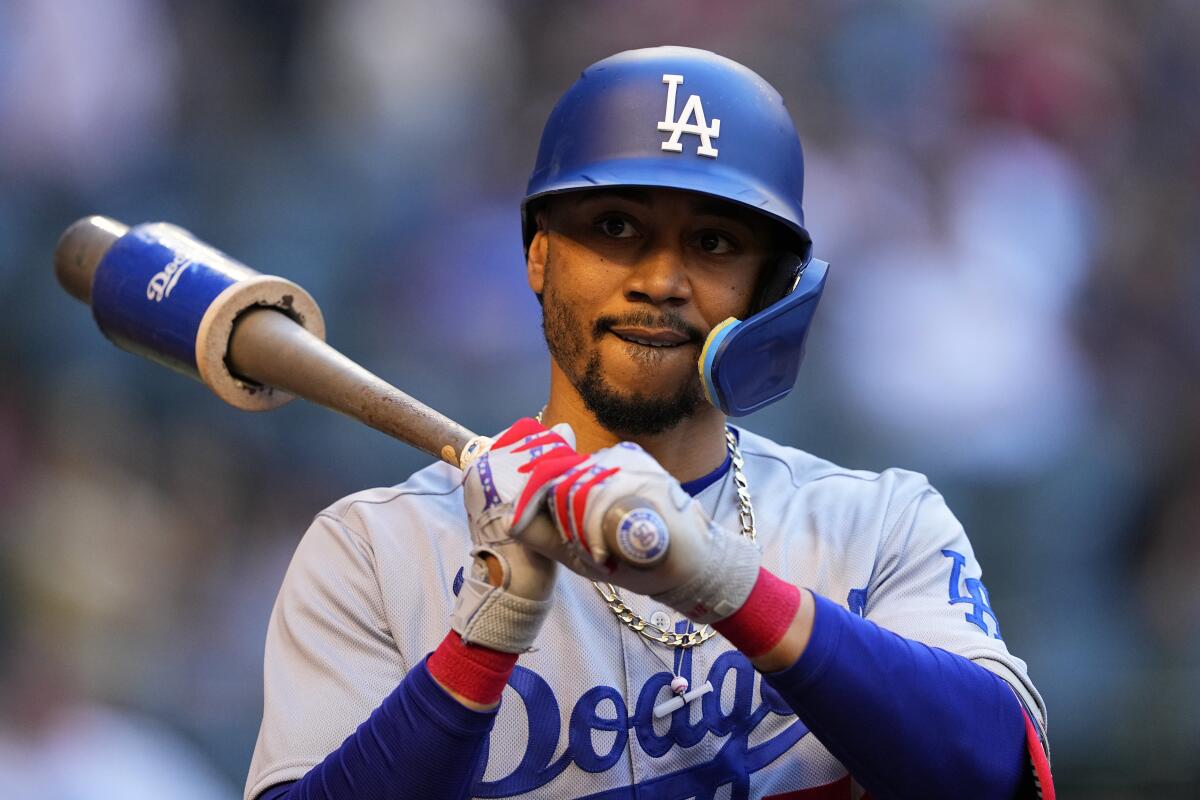 Dodgers postgame: Mookie Betts on rib fracture healing, multi-home run game  & Tony Gonsolin 