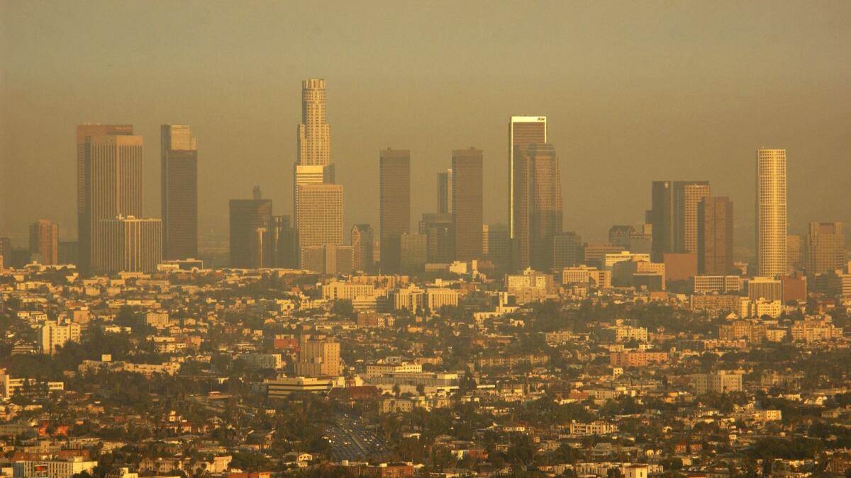 Smog enveloping downtown Los Angeles in 2003