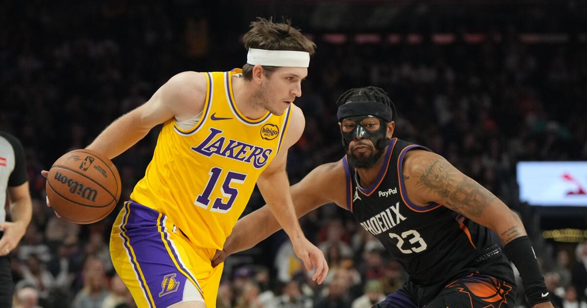 Austin Reaves’ return can’t save Lakers from blowout loss to Suns Austin Reaves’ return can’t save Lakers from blowout loss to Suns