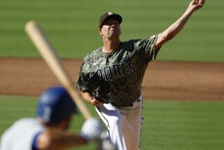 Padres notes: Cole Hamels shoots for joining Padres in June