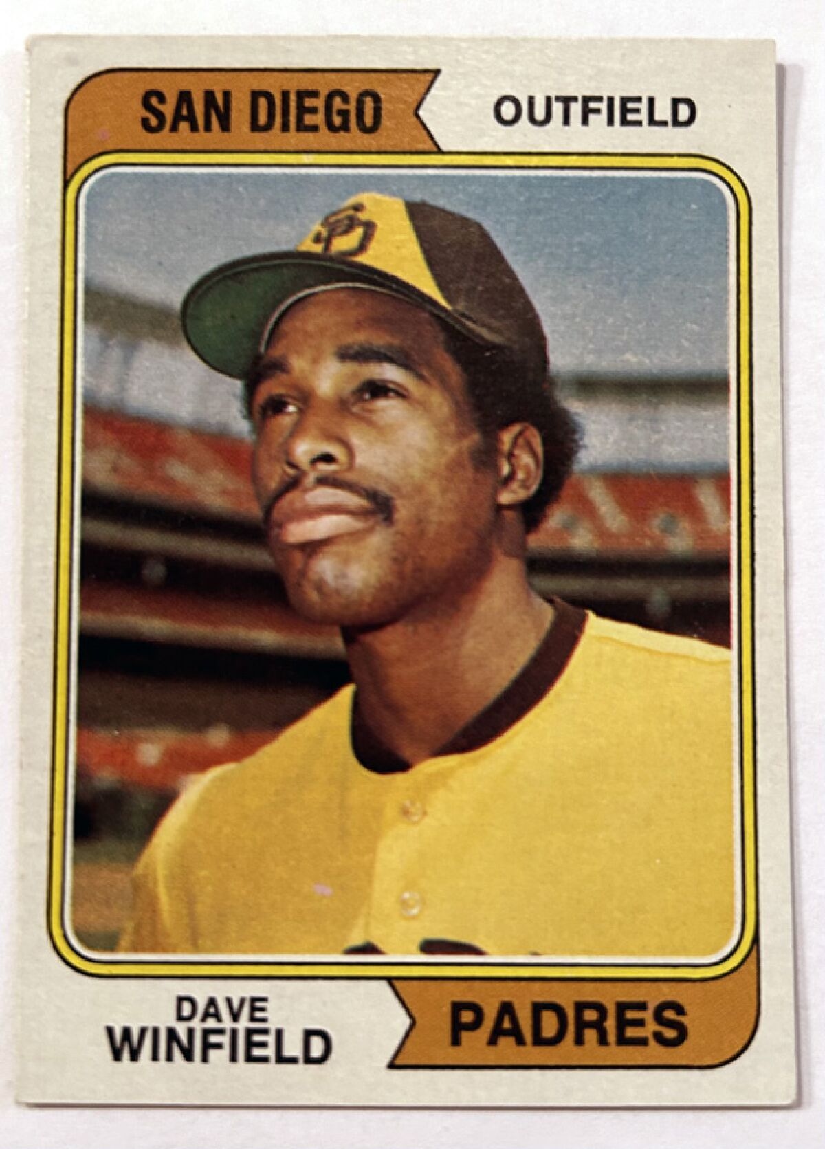 Dave Winfield's 1974 Topps rookie card notes birth Oct. 3, 1951, same day as Bobby Thomson's "Giants win the pennant!" homer.