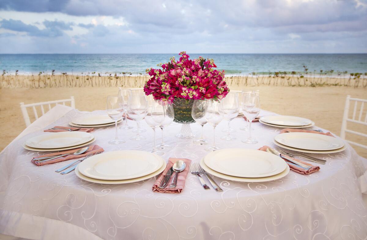 Table set for a wedding at Grand Residences Riviera Cancun.