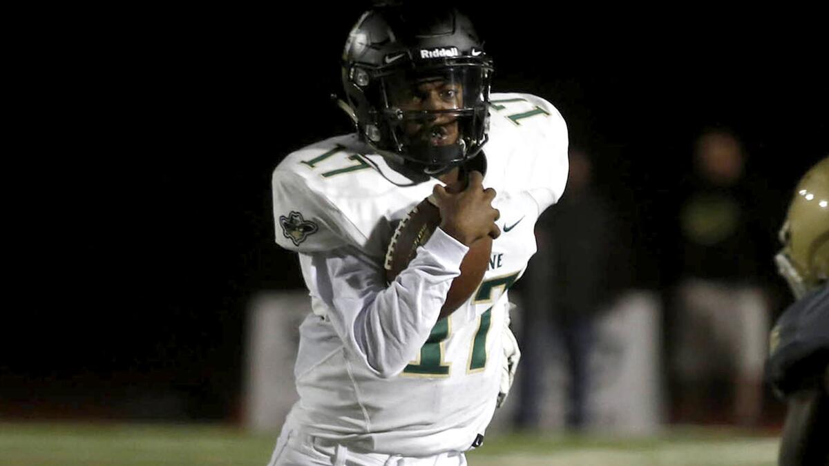 Quarterback Jalen Chatman and Narbonne will be seeded No. 1 for the City Section Division I playoffs after finishing a 10-0 regular season.