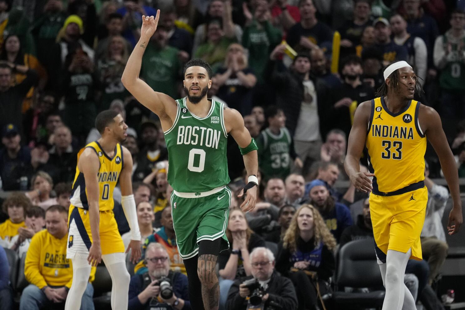 Turner's career-high 26 leads 76ers over Celtics