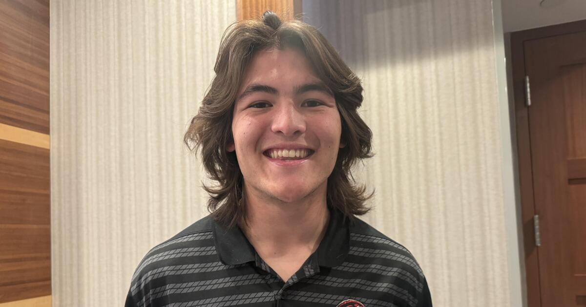 No. 47 Bear Bachmeier plays quarterback, not fullback, for Murrieta Valley